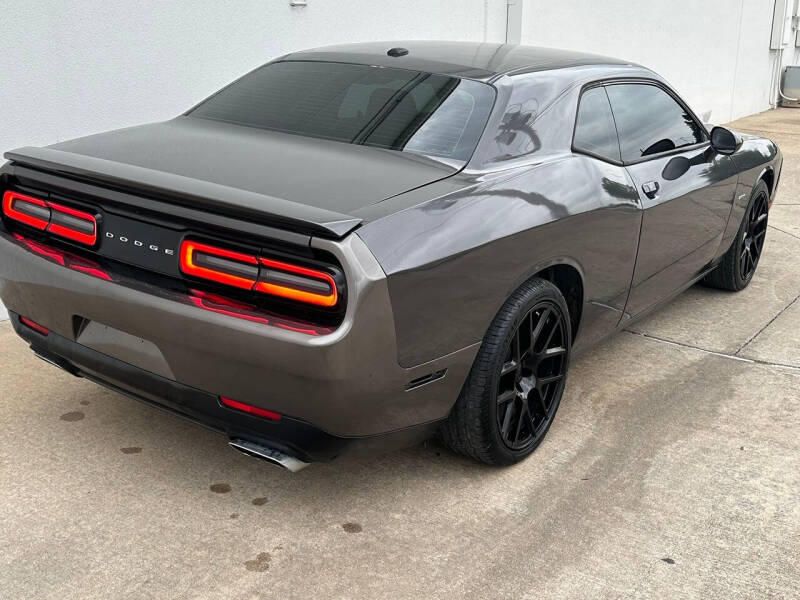 2017 Dodge Challenger R/T