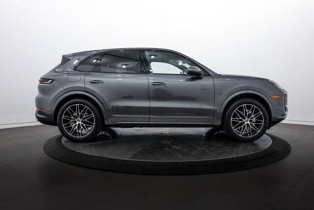 2025 Porsche Cayenne