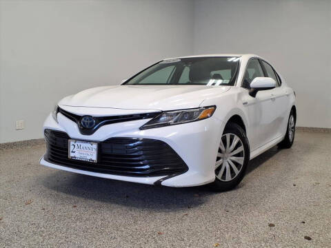 2020 Toyota Camry Hybrid LE