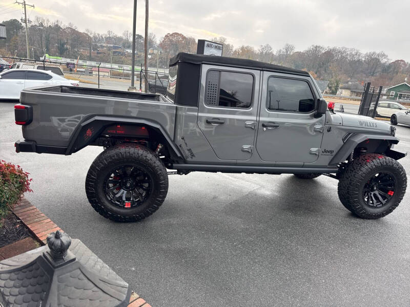 2021 Jeep Gladiator Willys