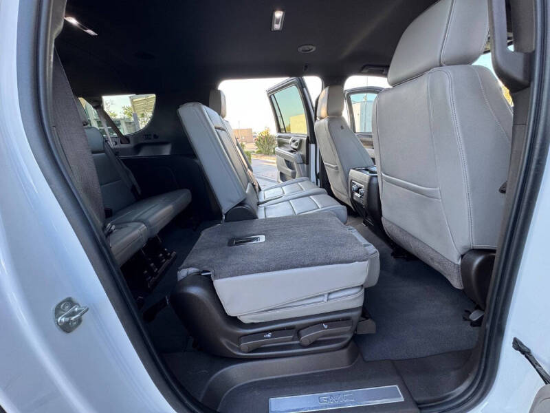 2021 GMC Yukon XL SLT