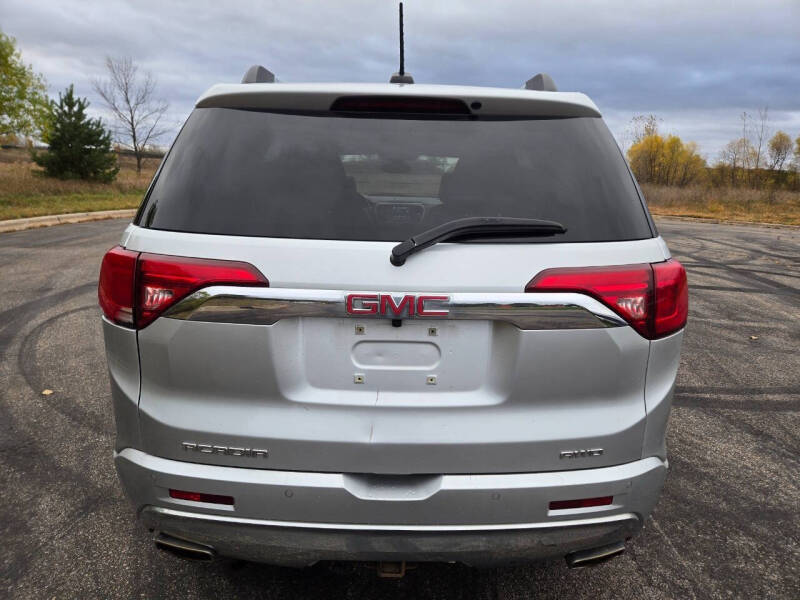 2017 GMC Acadia Denali