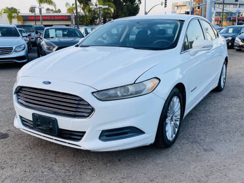 2013 Ford Fusion Hybrid SE