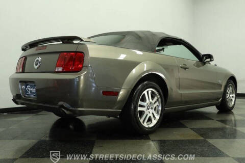 2005 Ford Mustang