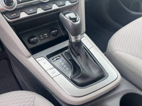 2020 Hyundai Elantra