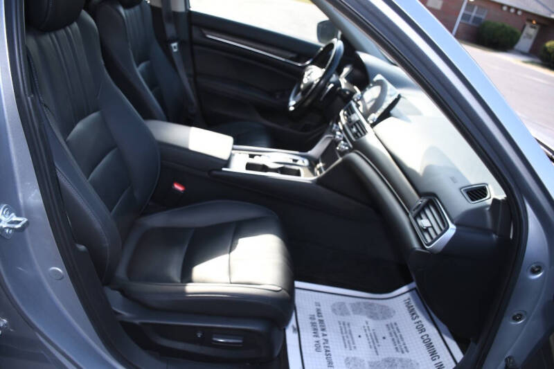 2022 Honda Accord Hybrid Touring