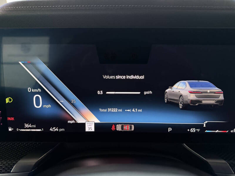 2023 BMW 7 Series 760i xDrive