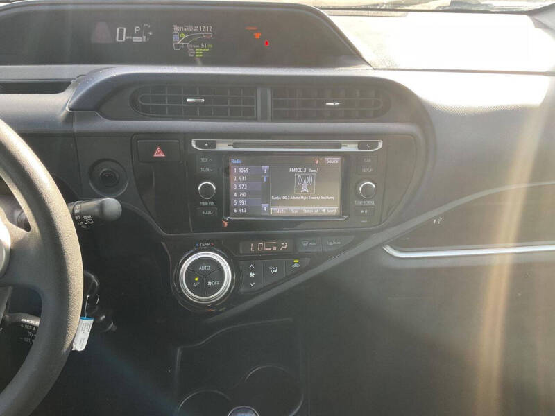 2016 Toyota Prius c Two