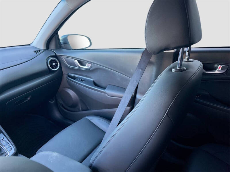 2022 Hyundai Kona Limited