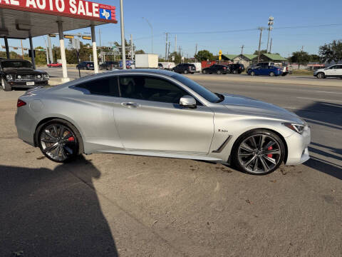 2017 Infiniti Q60 Red Sport 400