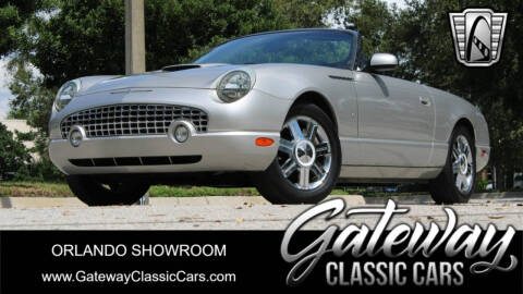 2004 Ford Thunderbird Deluxe