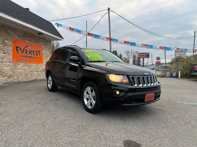 Used 2014 Jeep Compass Sport with VIN 1C4NJDBB6ED538159 for sale in Austintown, OH