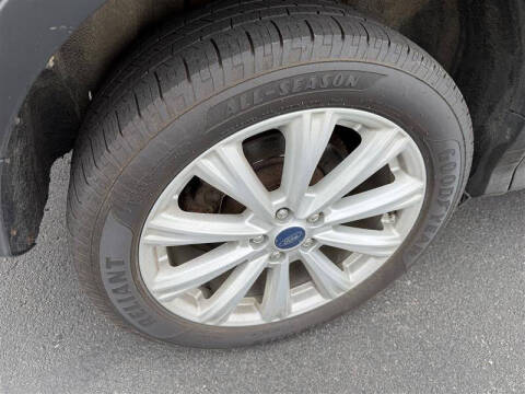 2019 Ford Escape SEL