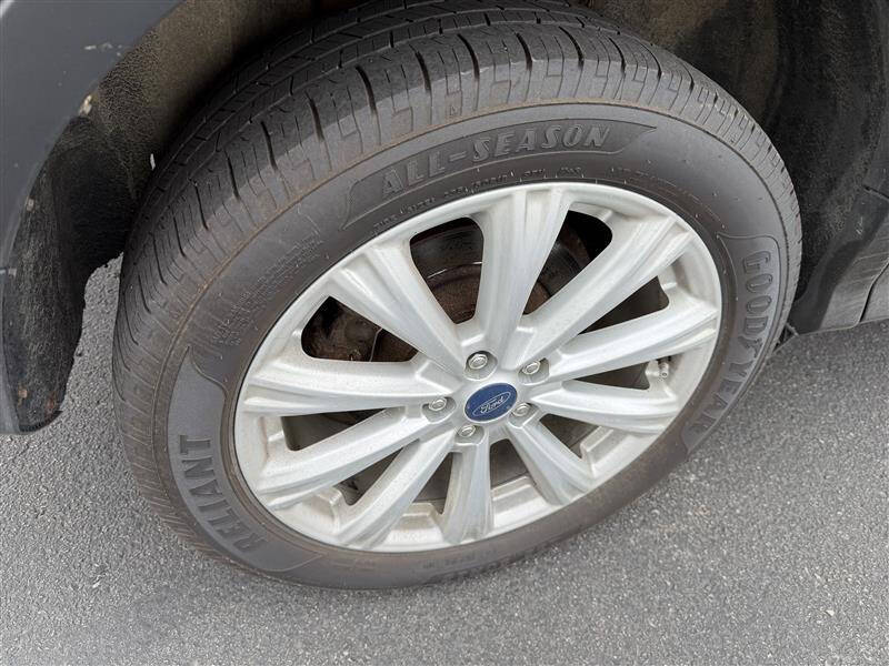 2019 Ford Escape SEL