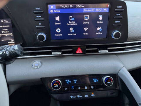 2022 Hyundai Elantra