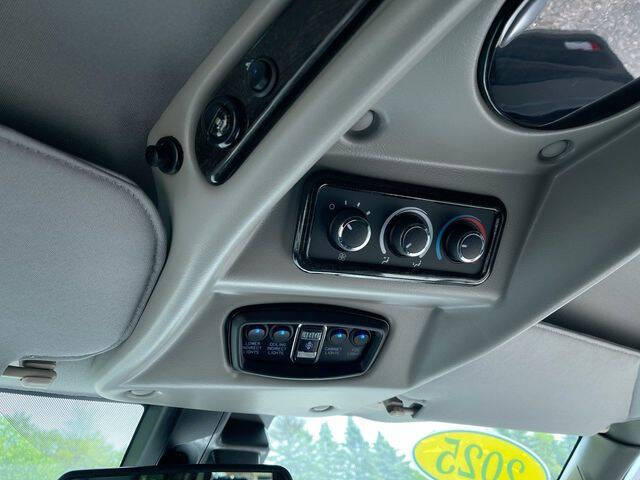 2025 GMC Savana 2500