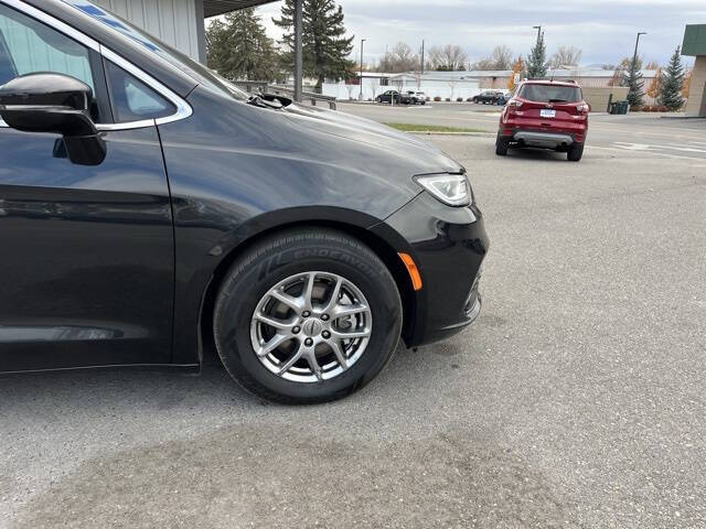 2022 Chrysler Pacifica Touring