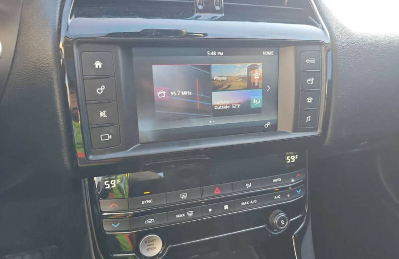 2018 Jaguar XE 25t Premium