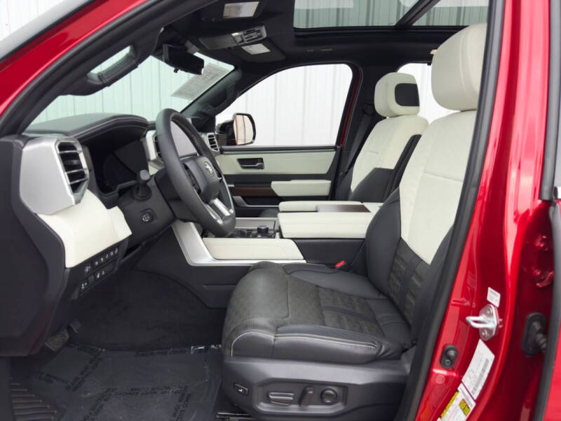 2024 Toyota Sequoia Capstone