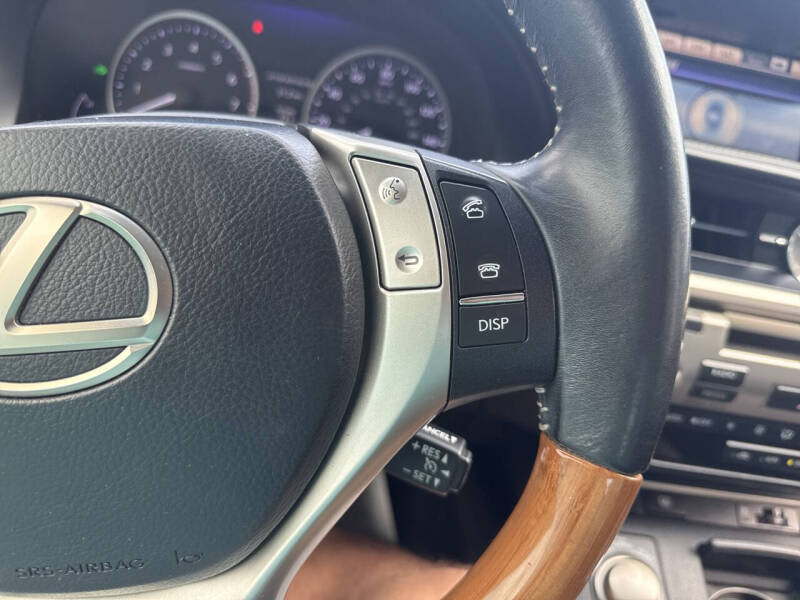 2014 Lexus ES 300h