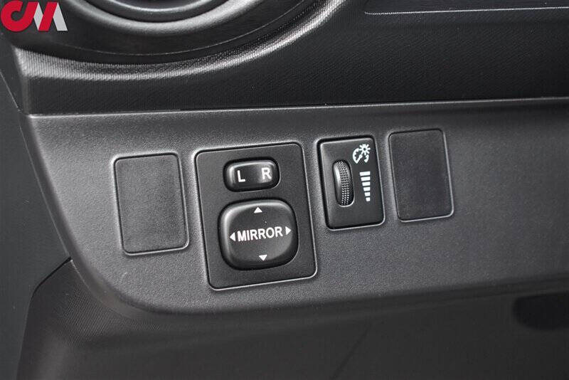 2013 Toyota Prius c Two