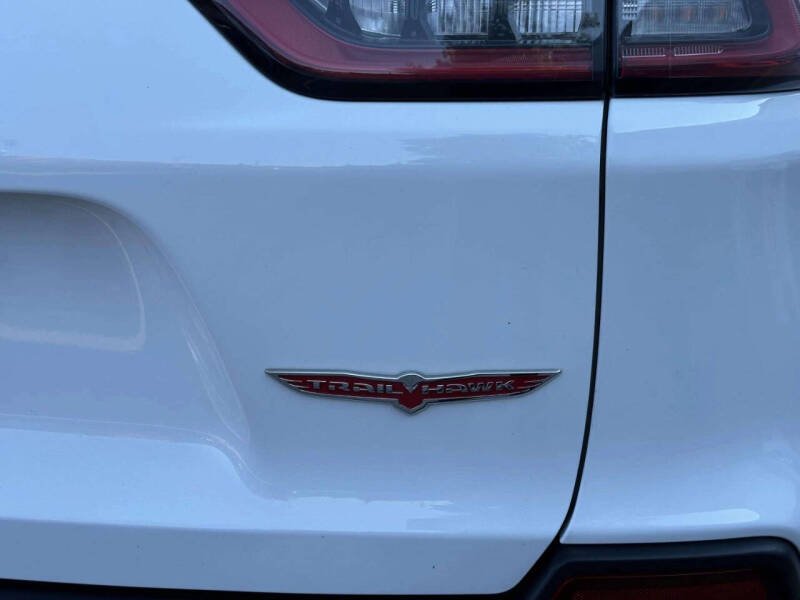 2019 Jeep Cherokee Trailhawk
