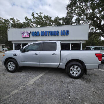 2017 Nissan Titan SV