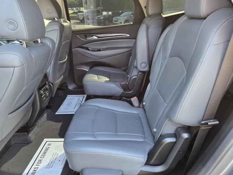 2020 Buick Enclave Essence