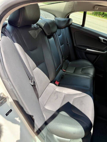 2016 Volvo S60 T5 Drive-E Premier