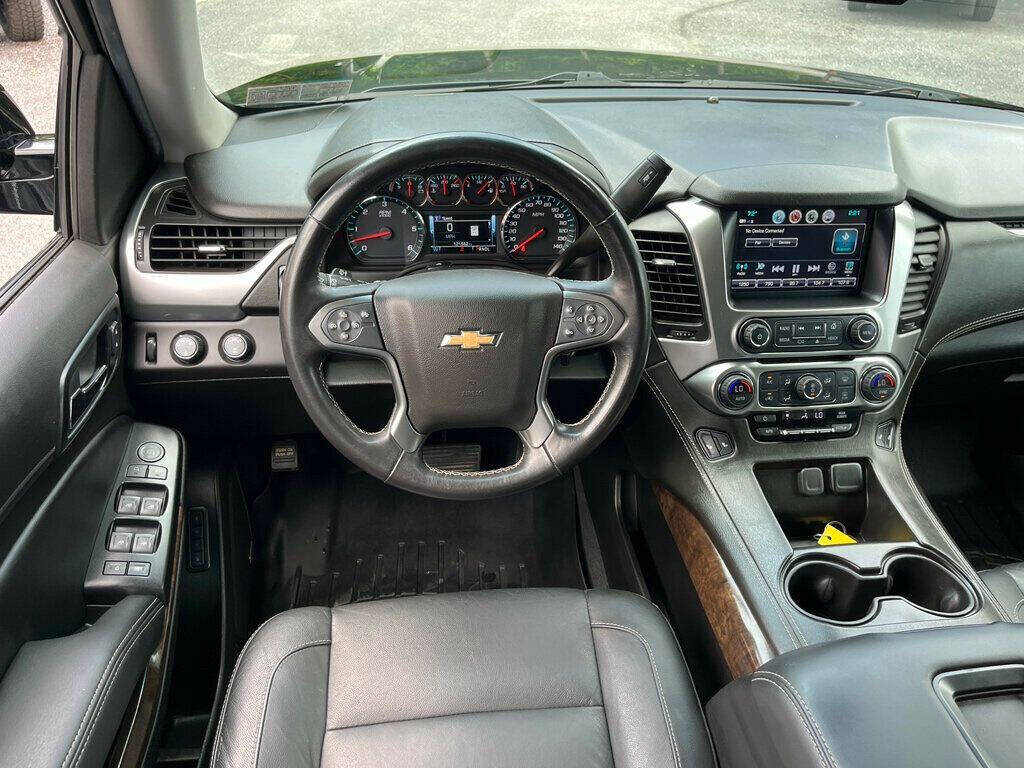 2019 Chevrolet Suburban 25