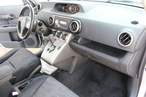 2011 Scion xB Release Series 8.0