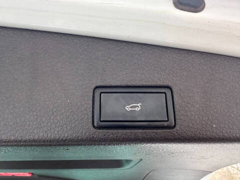 2013 Volkswagen Touareg VR6 Sport