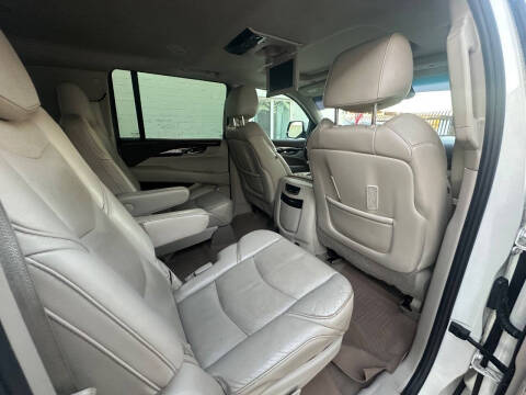 2015 Cadillac Escalade ESV Luxury