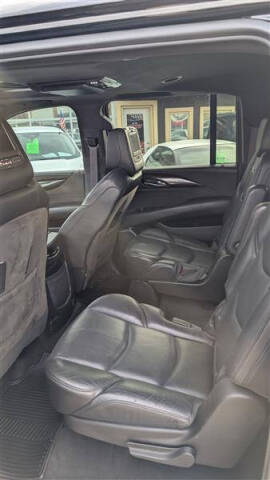 2017 Cadillac Escalade ESV Platinum