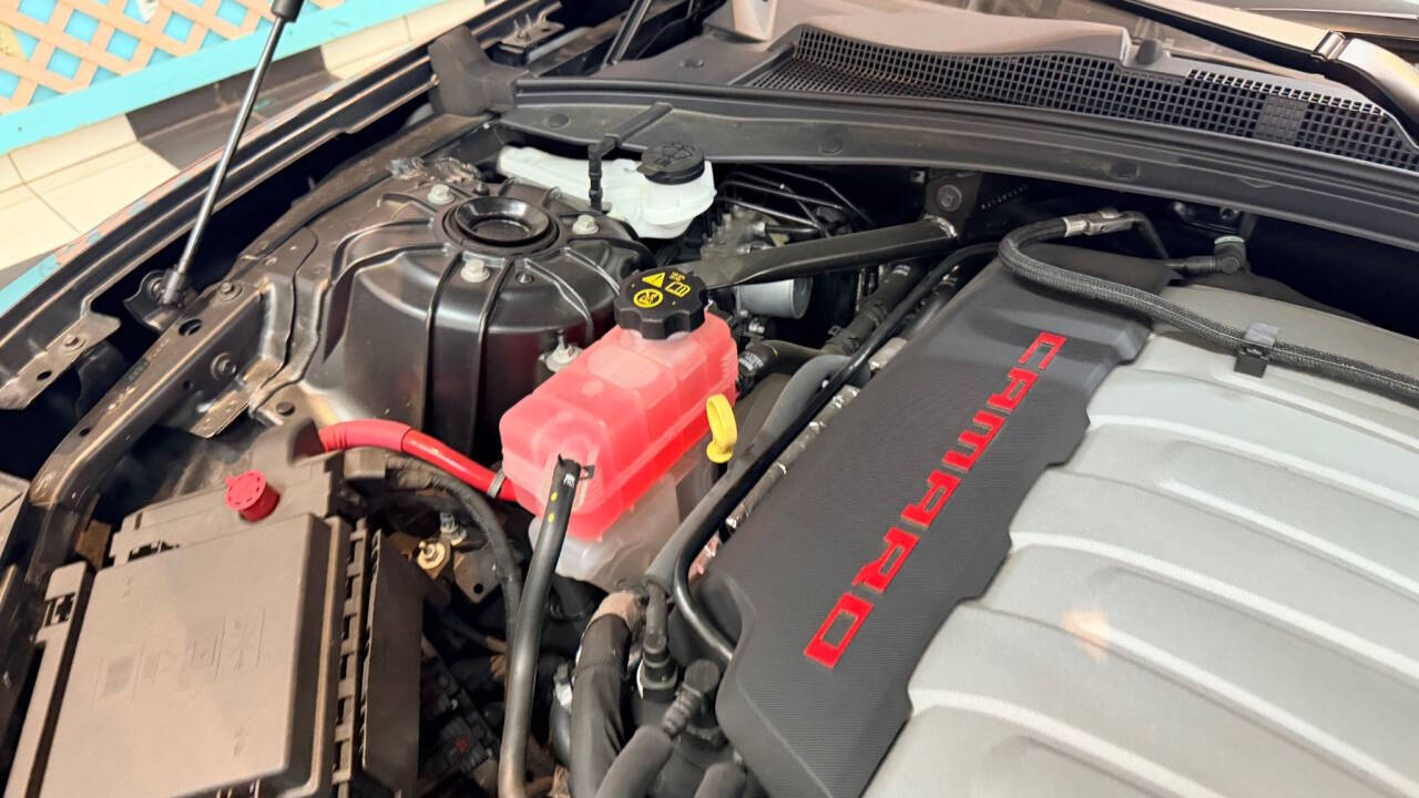 2017 Chevrolet Camaro 64