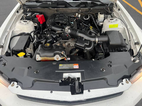 2011 Ford Mustang V6 Premium