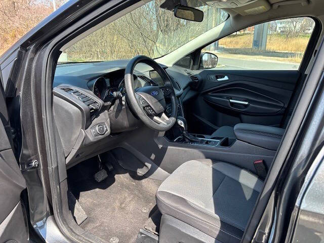 2019 Ford Escape SE