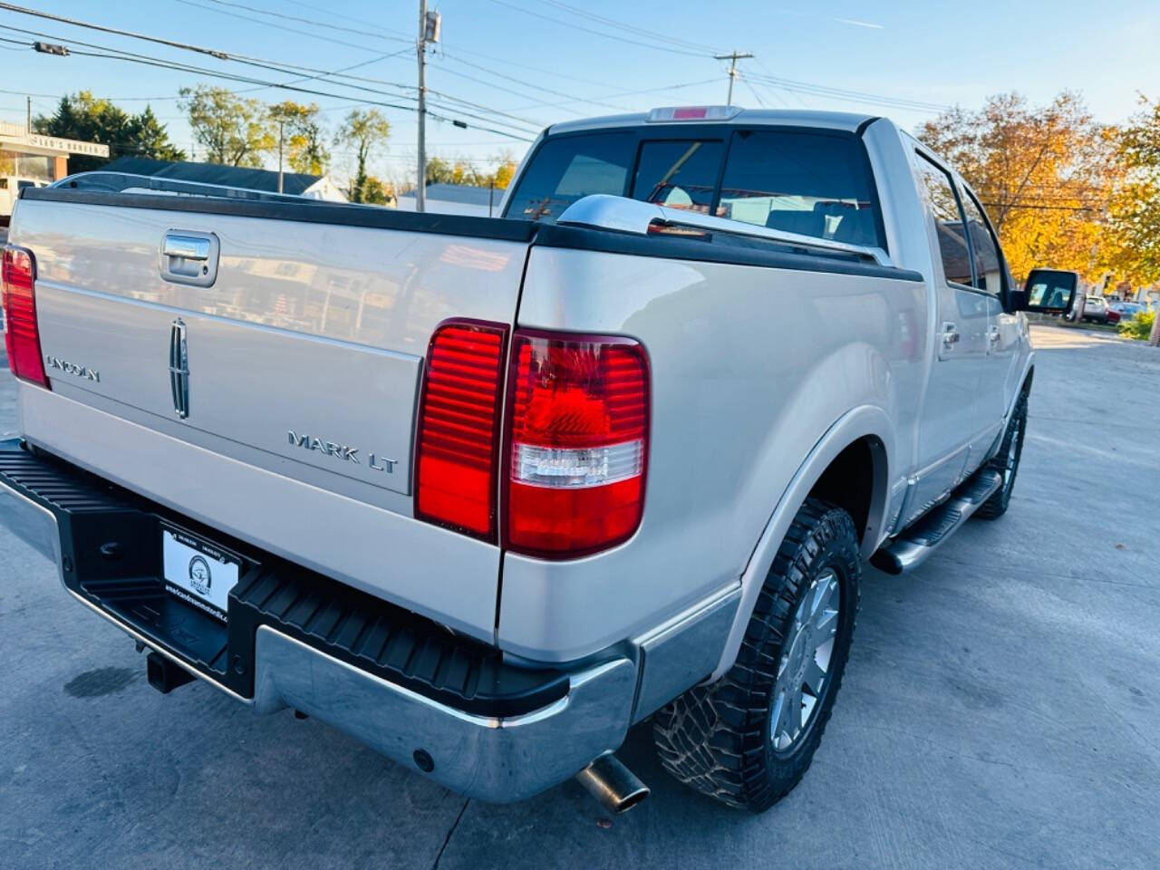 2006 Lincoln Mark LT for sale at American Dream Motors in Winchester, VA