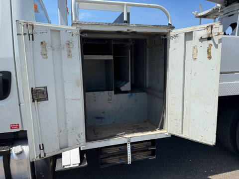 2014 Freightliner M2 106