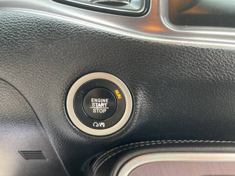 2016 Dodge Challenger SXT