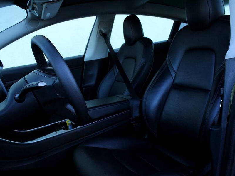 2020 Tesla Model 3 Standard Range Plus