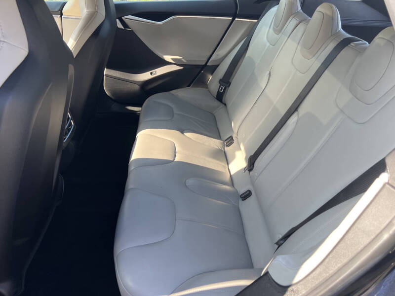 2013 Tesla Model S
