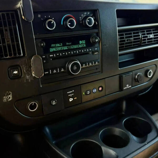 2020 Chevrolet Express 2500