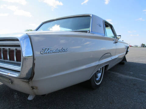 1965 Ford Thunderbird