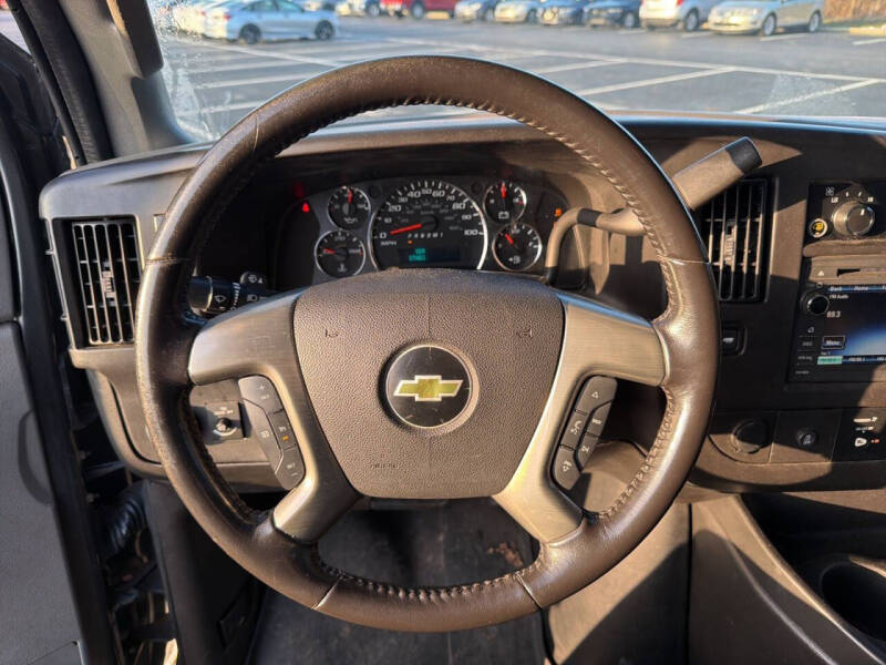 2016 Chevrolet Express LT 2500