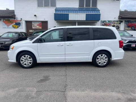 2017 Dodge Grand Caravan for sale at Twin City Motors in Grand Forks ND