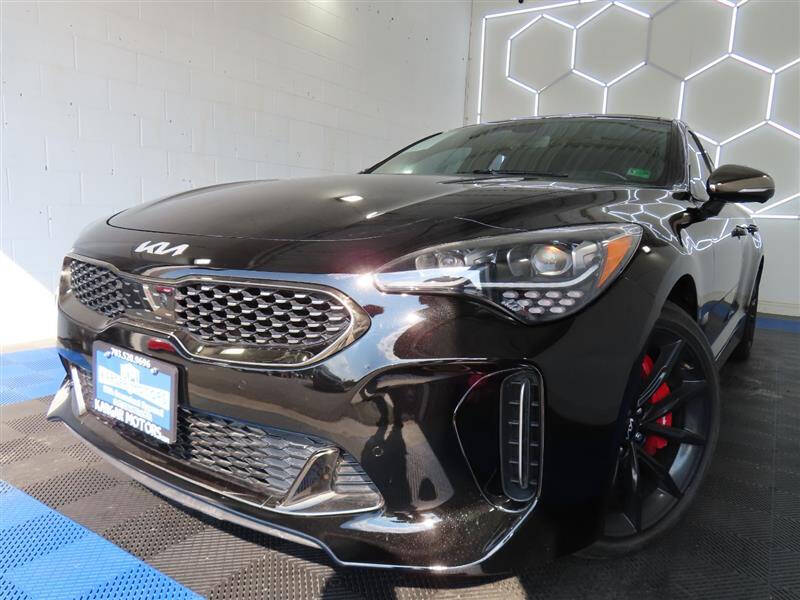 2022 Kia Stinger GT2's photo