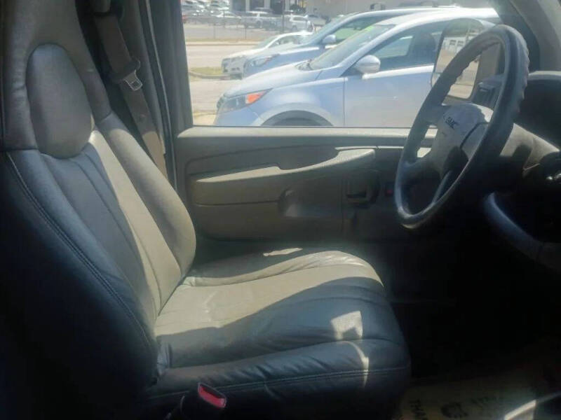 2005 GMC Savana 1500
