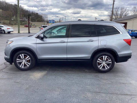 2016 Honda Pilot for sale at CRS Auto & Trailer Sales Inc in Clay City KY