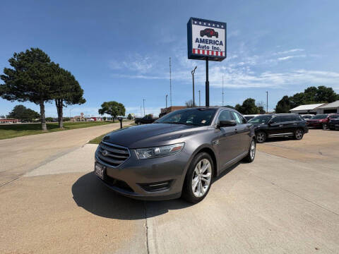 2013 Ford Taurus SEL